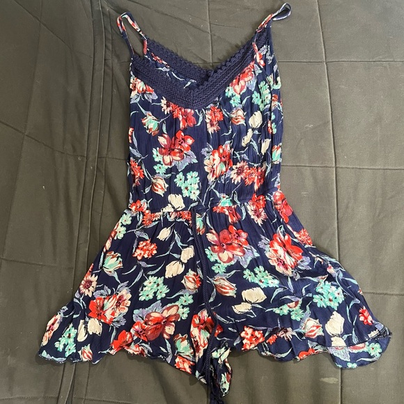 Band of Gypsies Floral Romper - Picture 3 of 3